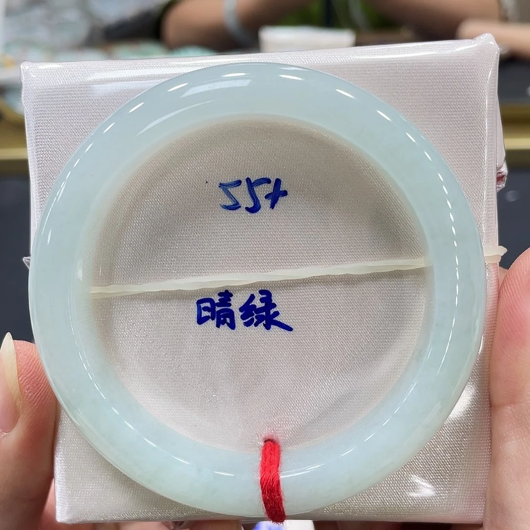 未镶嵌手镯翡翠翡翠