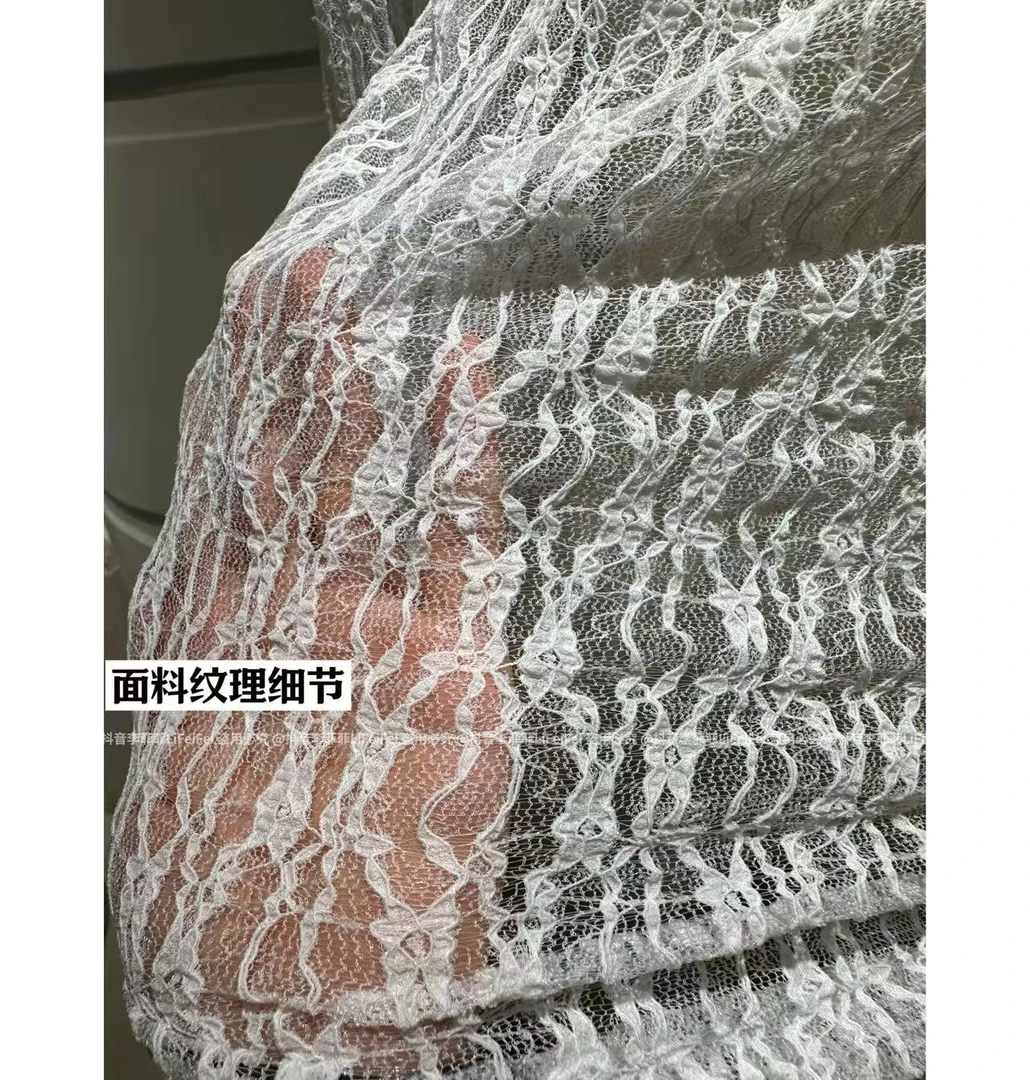 Mao店-透视蕾丝高领打底衫M9704（套袋才能机洗）