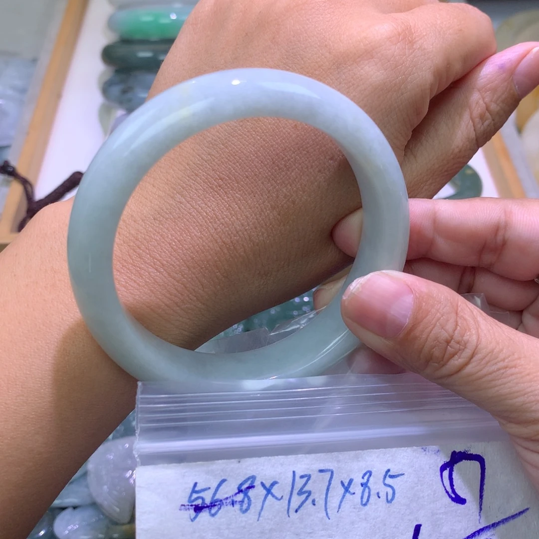 未镶嵌定制翡翠手镯57