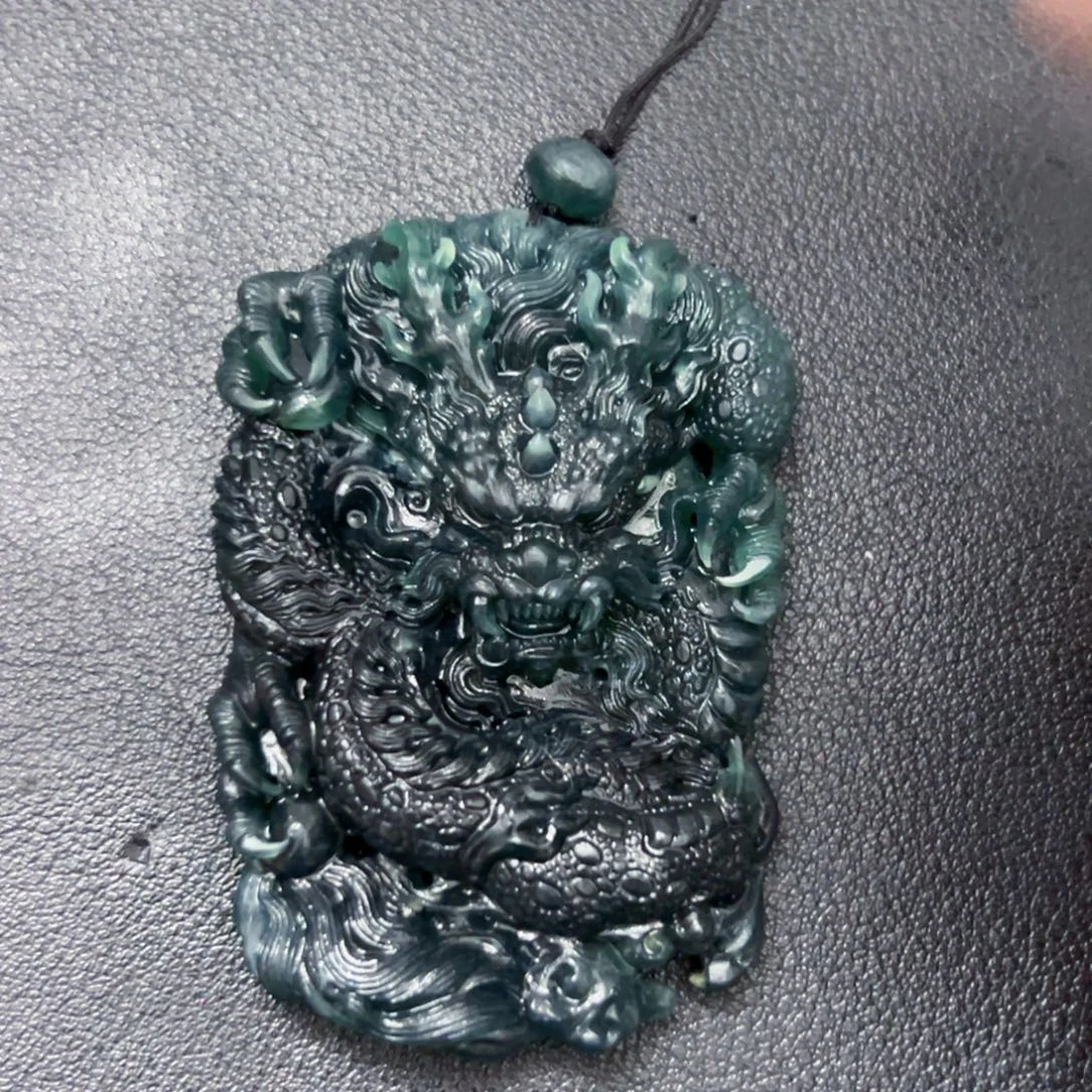 诺***亚定制翡翠未镶嵌纯天然缅甸a货翡翠
