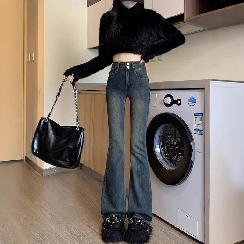 水泥灰微喇牛仔裤女春秋2025新款小个子显瘦辣妹高腰喇叭马蹄裤子