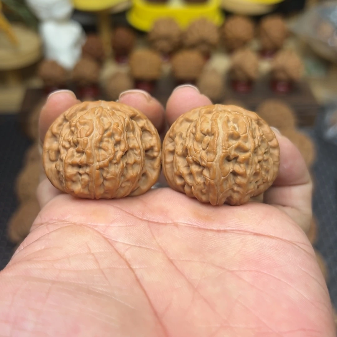 把件文玩核桃陈**侠全品闷白狮子头40精对