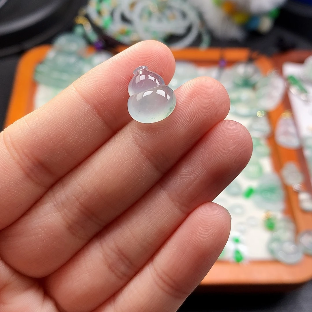 吊坠(不含链)未镶嵌翡翠葫芦