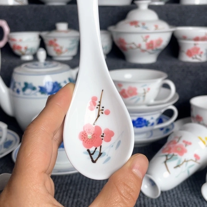 景德镇陶瓷小汤勺