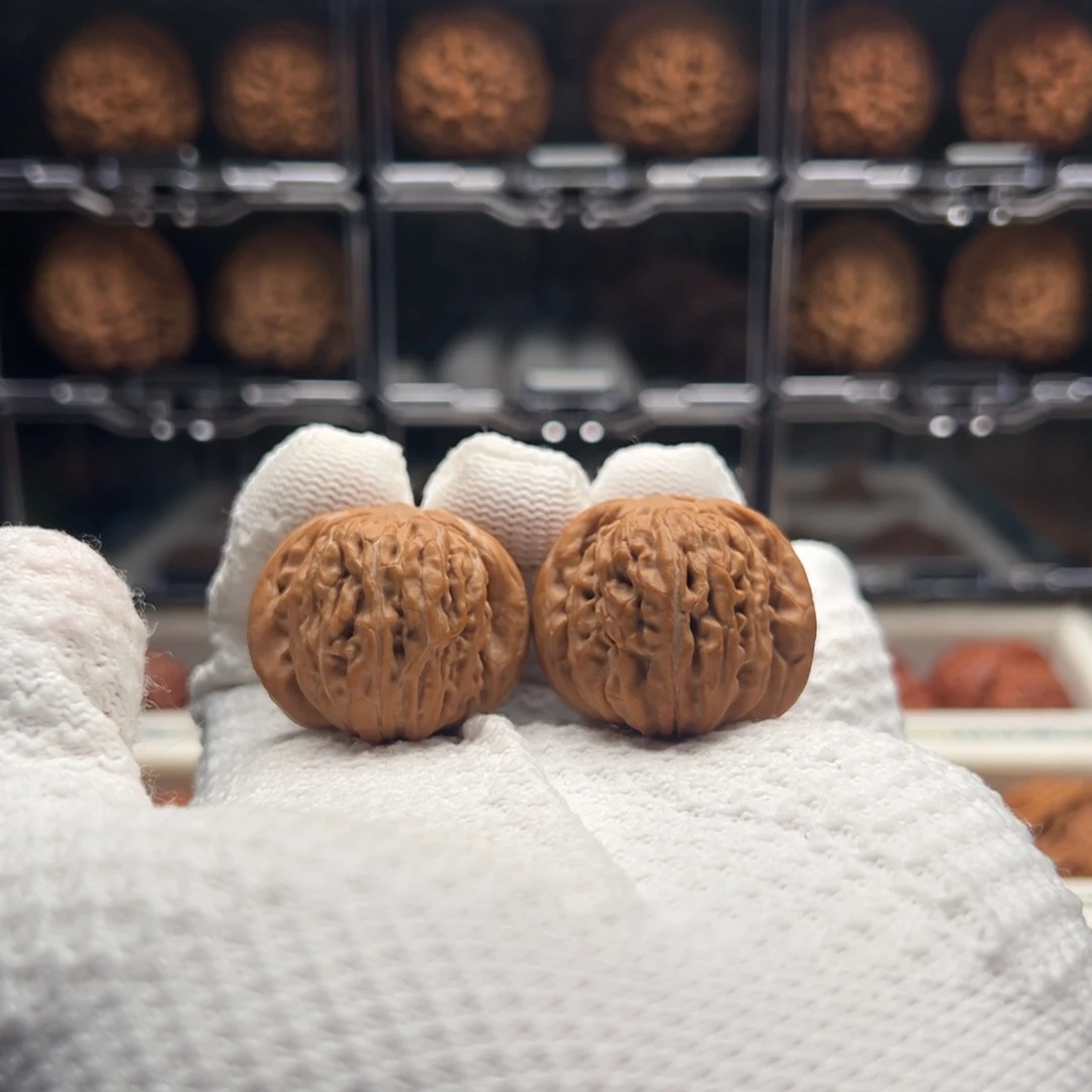 文玩核桃把件汉高楼32