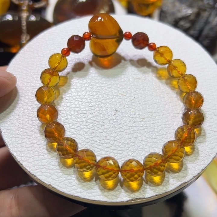 琥珀未镶嵌颈饰琥珀手串
