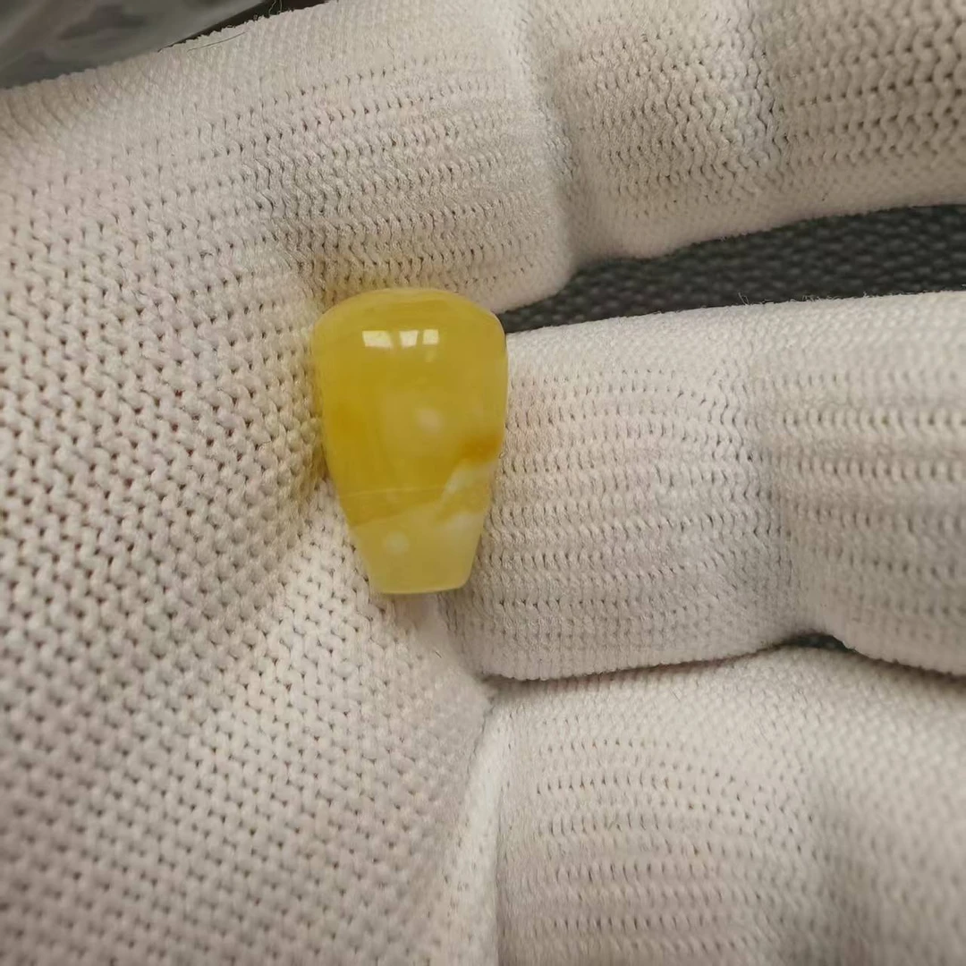 尺寸对孔10.5mm左右蜜蜡腰花三通一个《小鱼文玩》848号