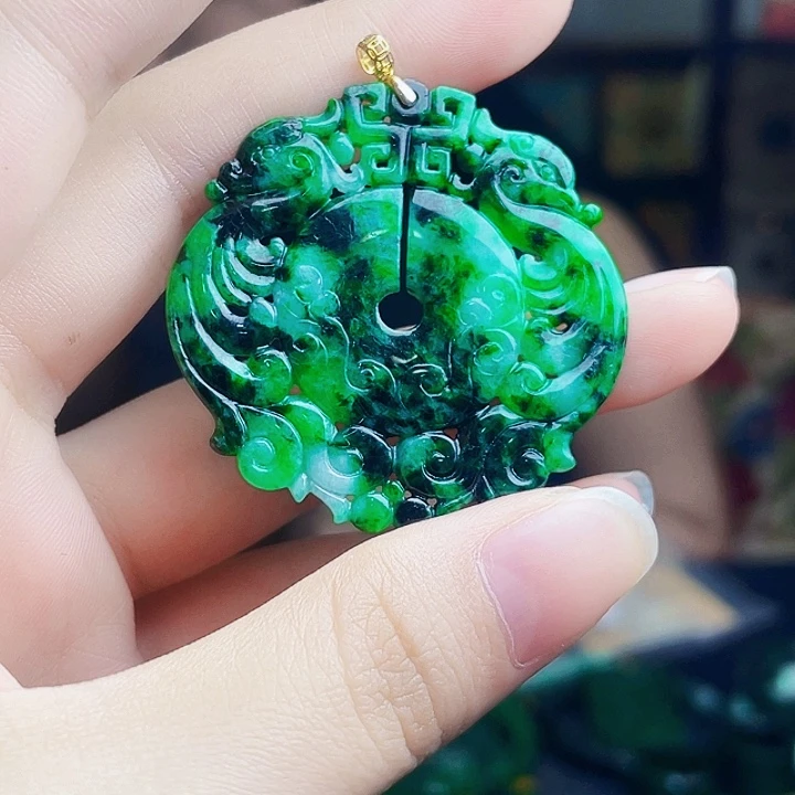 翡翠18K金镶嵌颈饰多样性