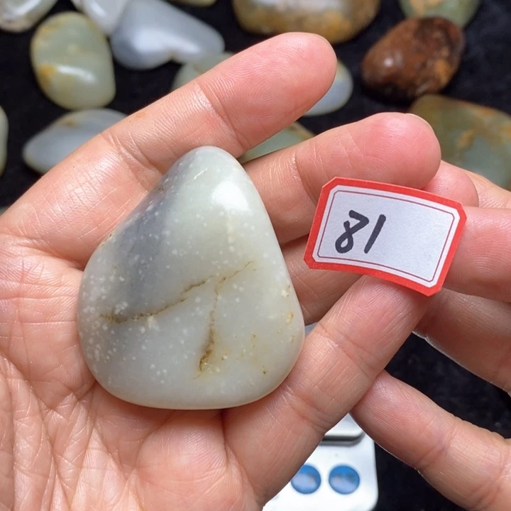 未镶嵌和田玉把件81