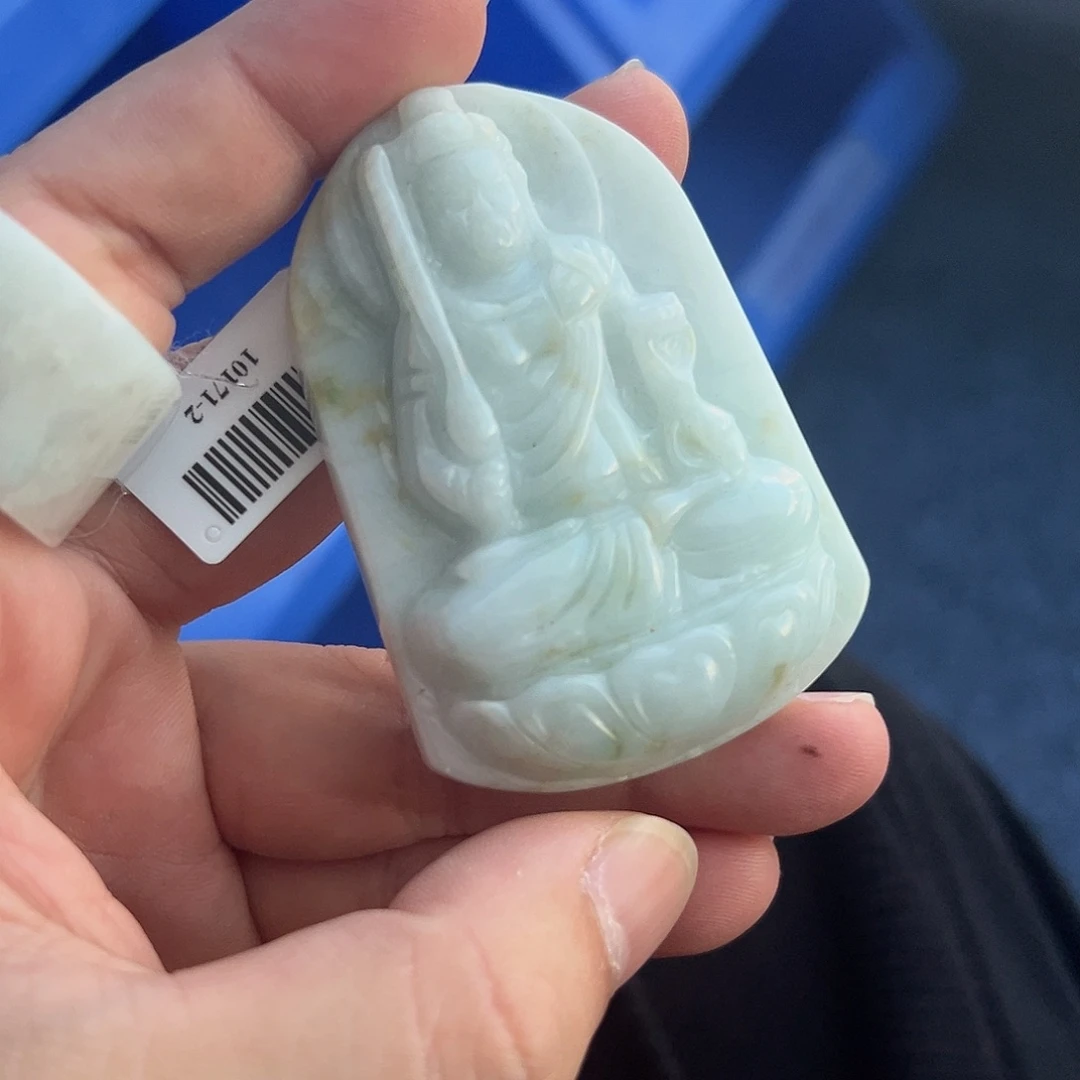 翡翠未镶嵌颈饰挂件