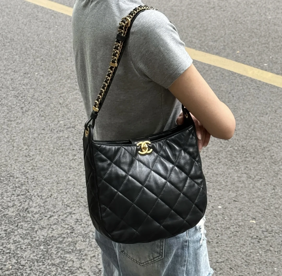 Chanel/香奈儿 单肩包 黑金嬉皮hobo mx7979/2506