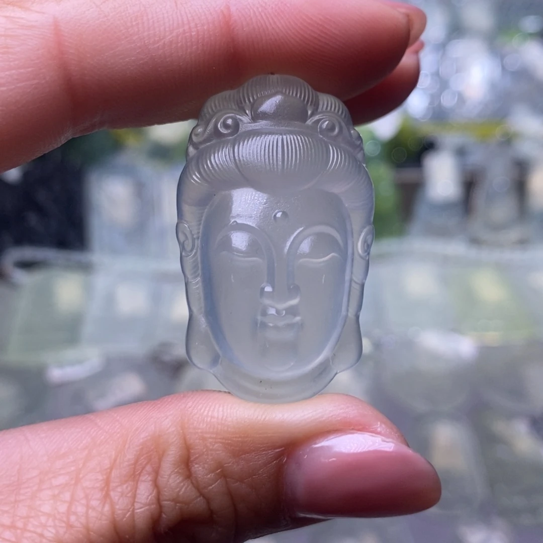 蛇纹石玉颈饰未镶嵌，