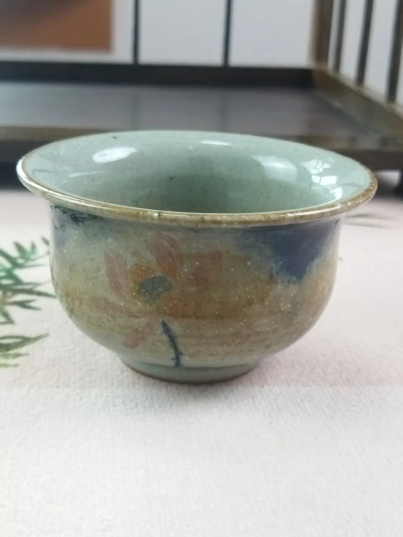 陶泥手工手绘荷花陶瓷压手杯主人杯