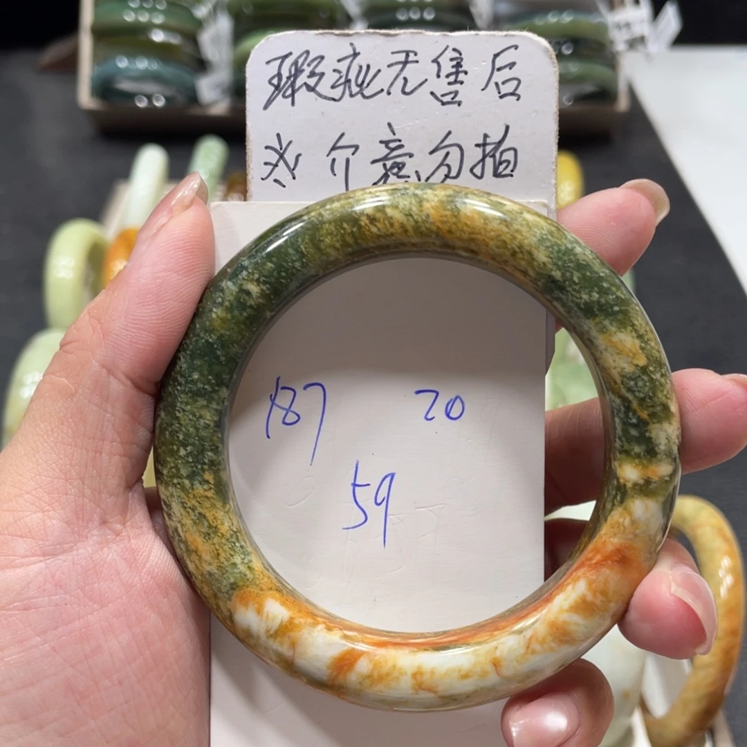 未镶嵌蛇纹石玉手镯