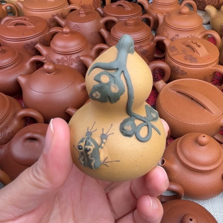 紫砂茶宠紫砂摆件喷水小葫芦