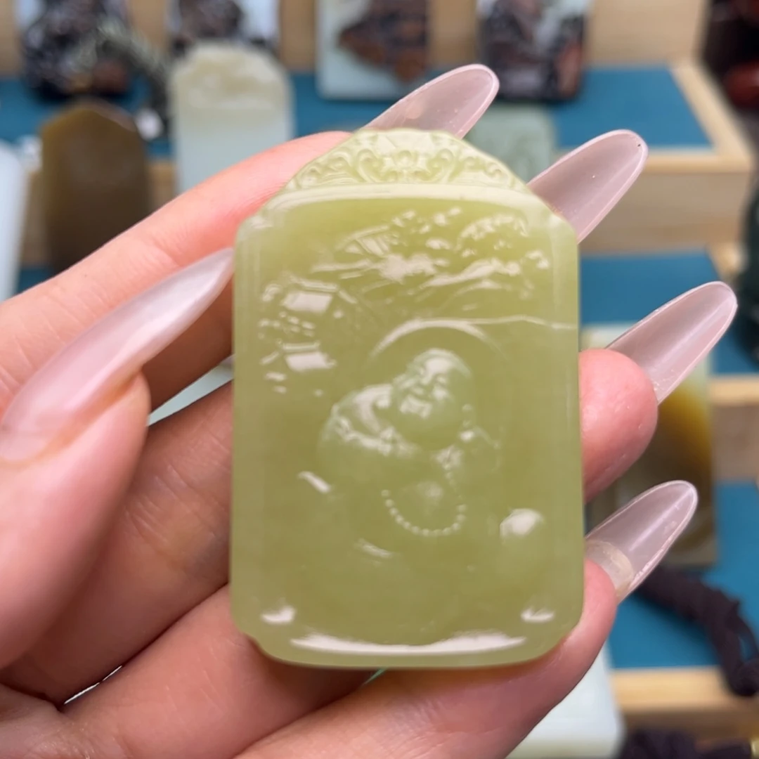 和田玉未镶嵌挂件