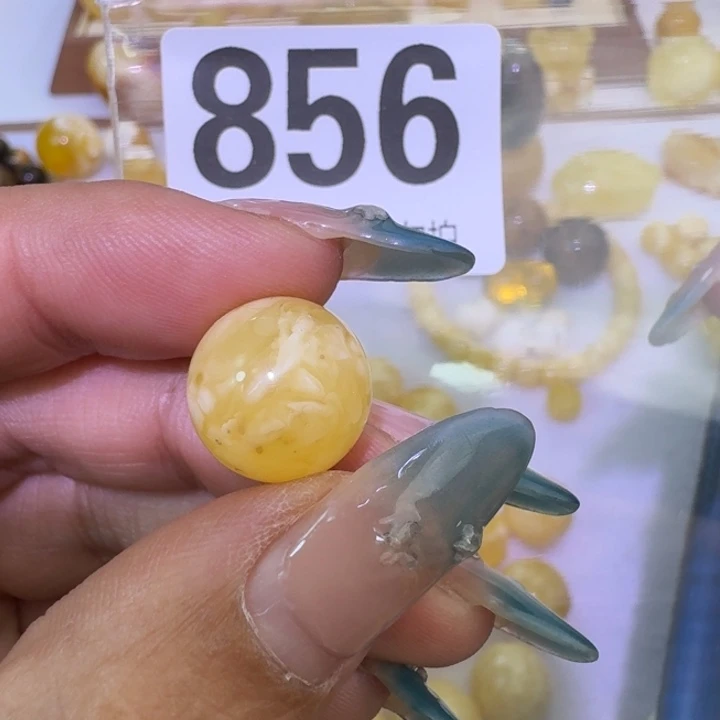 裸石琥珀未镶嵌13.8微瑕