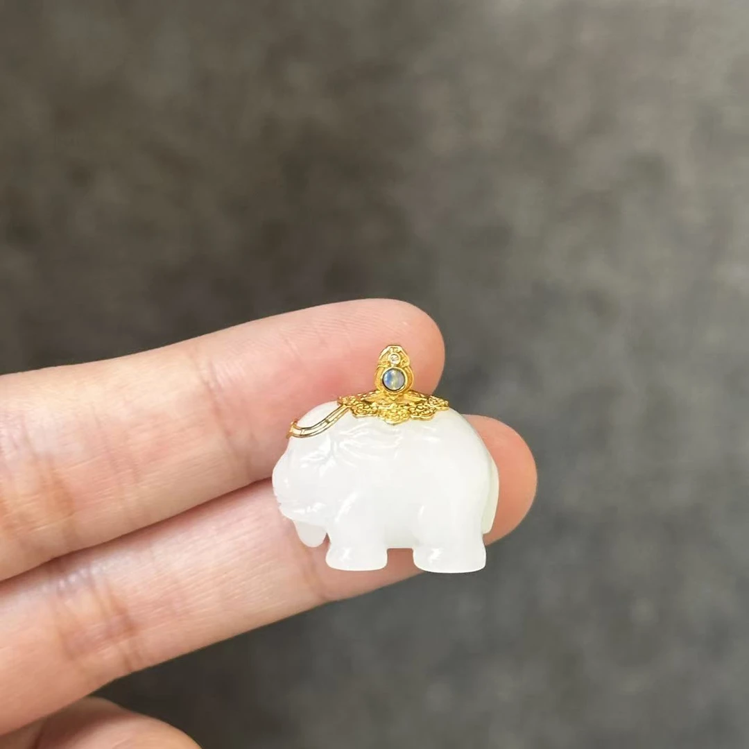 【丽老师】18K金俄料和田玉白玉大象吊坠【发一件】