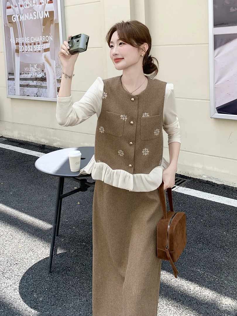 秋季新款气质时尚休闲显瘦马甲打底三件套休闲风春秋小香风小个子