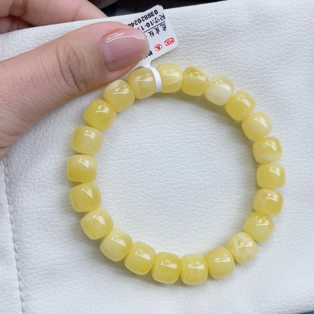 蜜蜡裸石未镶嵌蜜蜡95