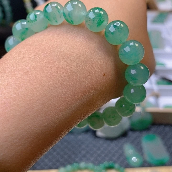 石英质玉卡10手串未镶嵌铲****姐