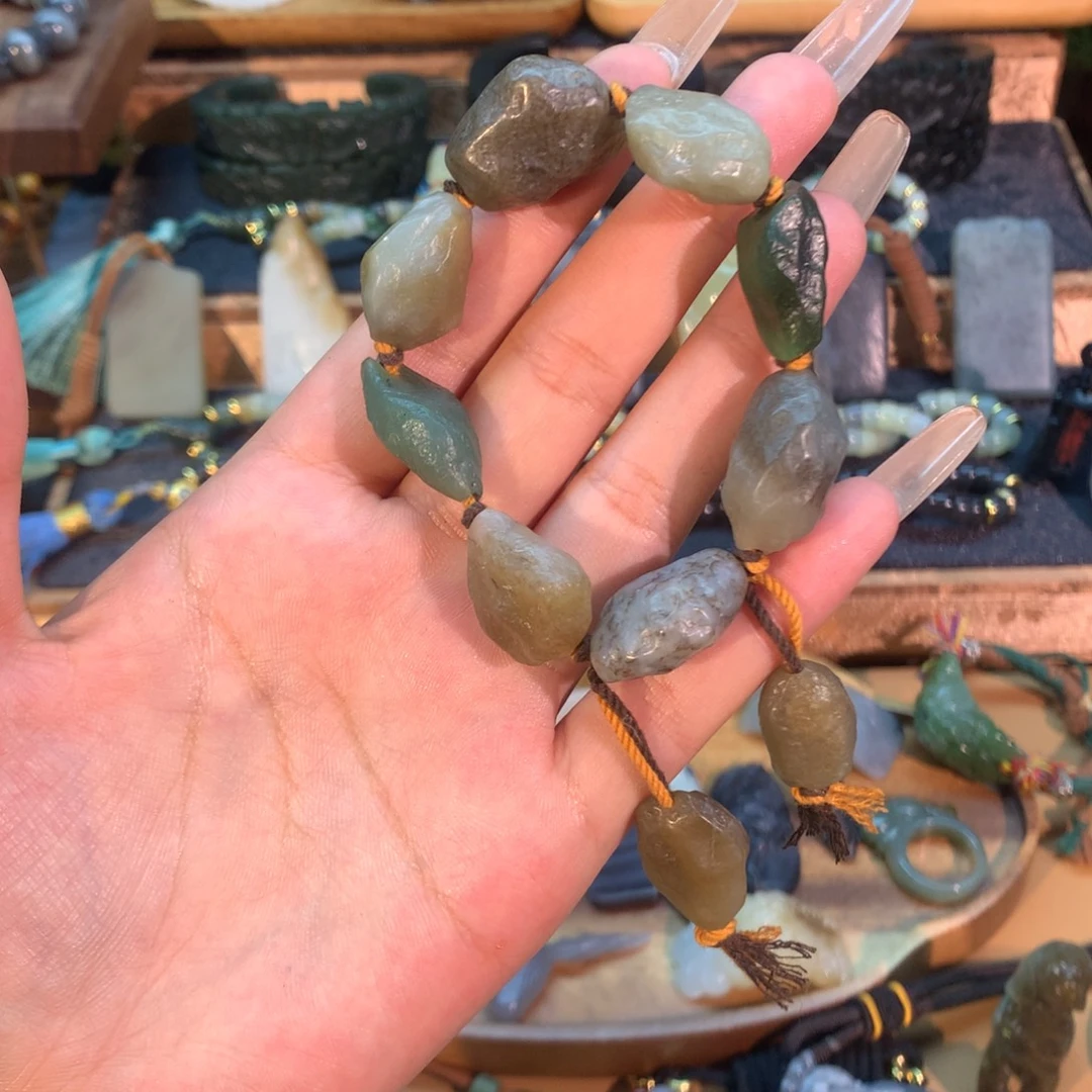 和田玉（糖玉）未镶嵌挂件