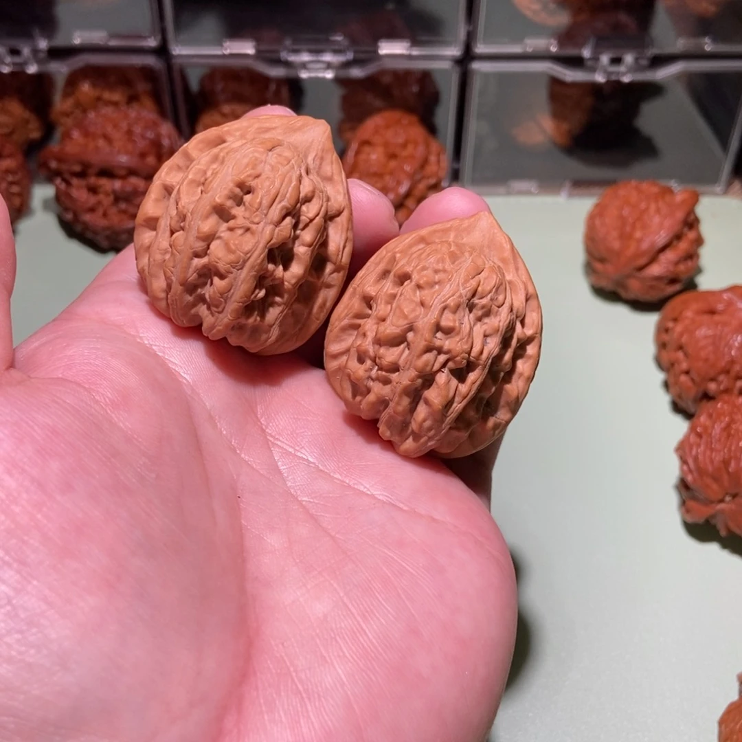 文玩核桃把件全品35赤龙鸡心