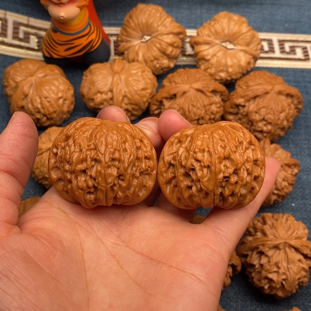 文玩核桃把件42全品毕业歪磨