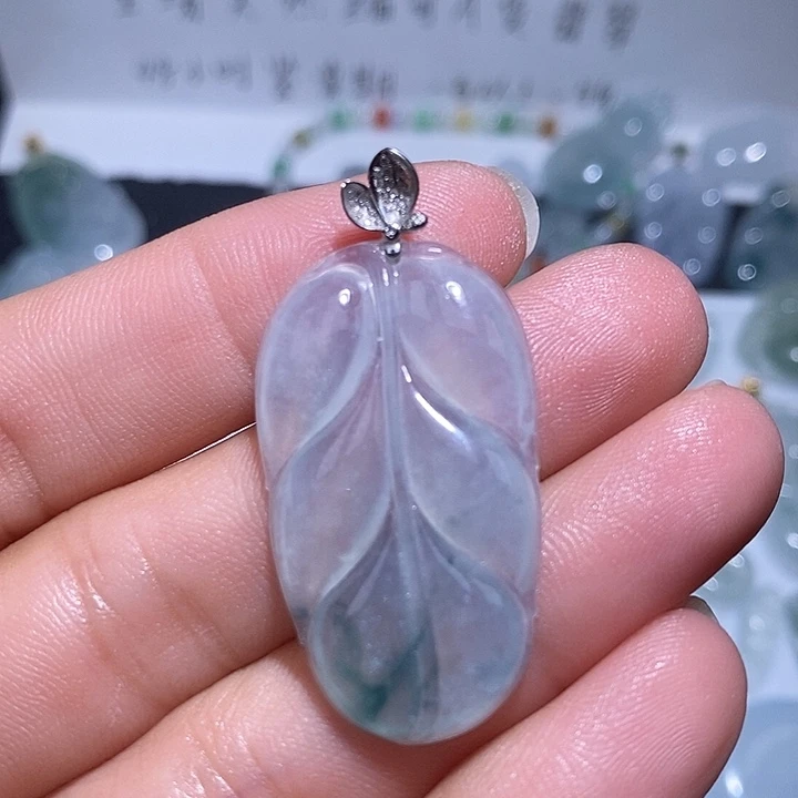 颈饰未镶嵌翡翠叶子