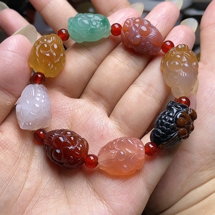 玛瑙/玉髓颈饰未镶嵌