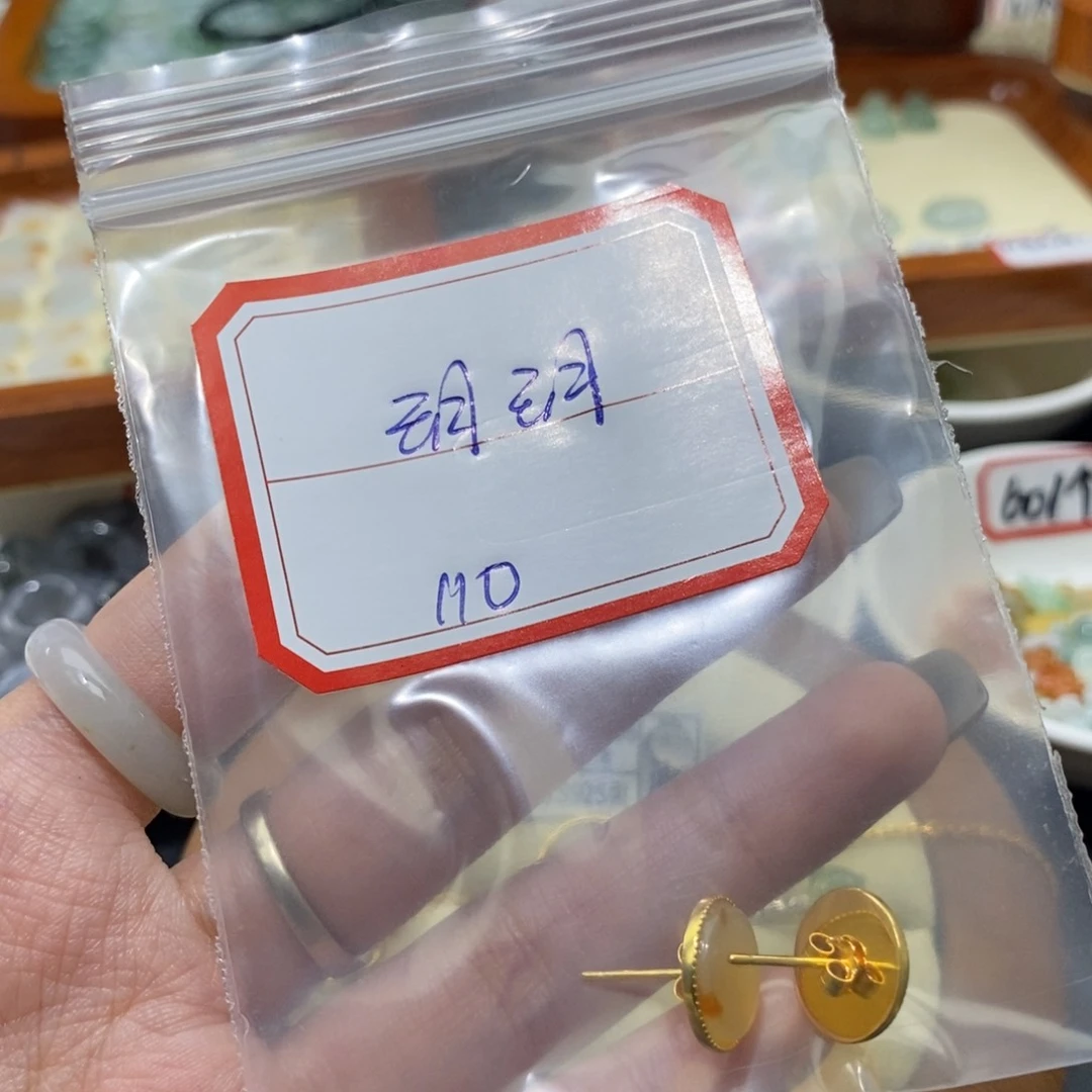 翡翠颈饰未镶嵌玥***绳耳钉