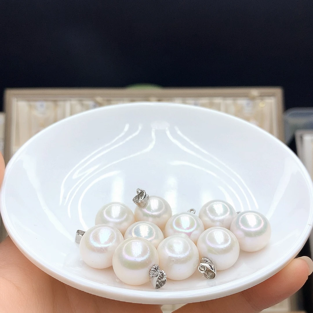 淡水珍珠合金颈饰