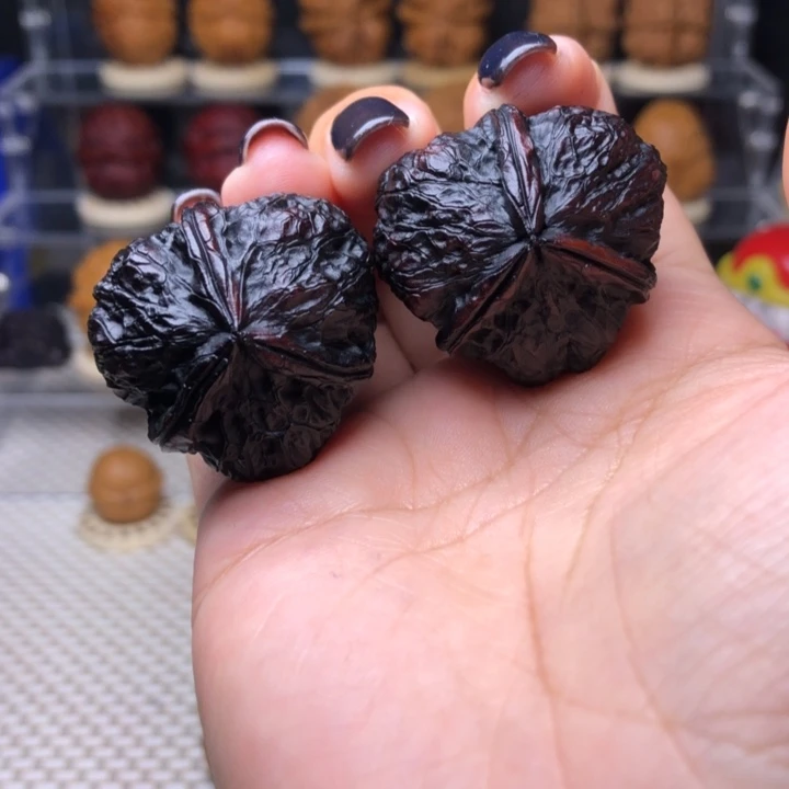 把件文玩核桃55号小盘石31尺