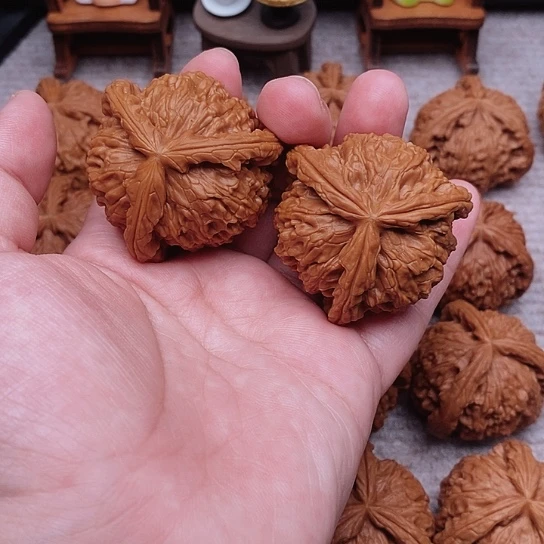 【闪购商品】文玩核桃吊坠净***3精工修复白奔42