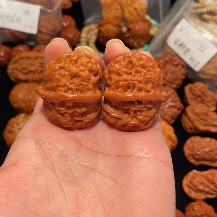 文玩核桃把件38玉枕延庆元宝