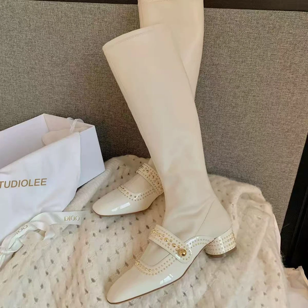 时尚百搭钉珠皮质高筒靴815196