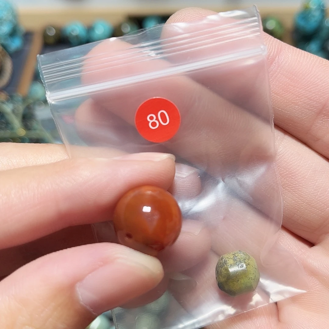 妈***酱玛瑙/玉髓未镶嵌圆珠桶珠老型手串！！