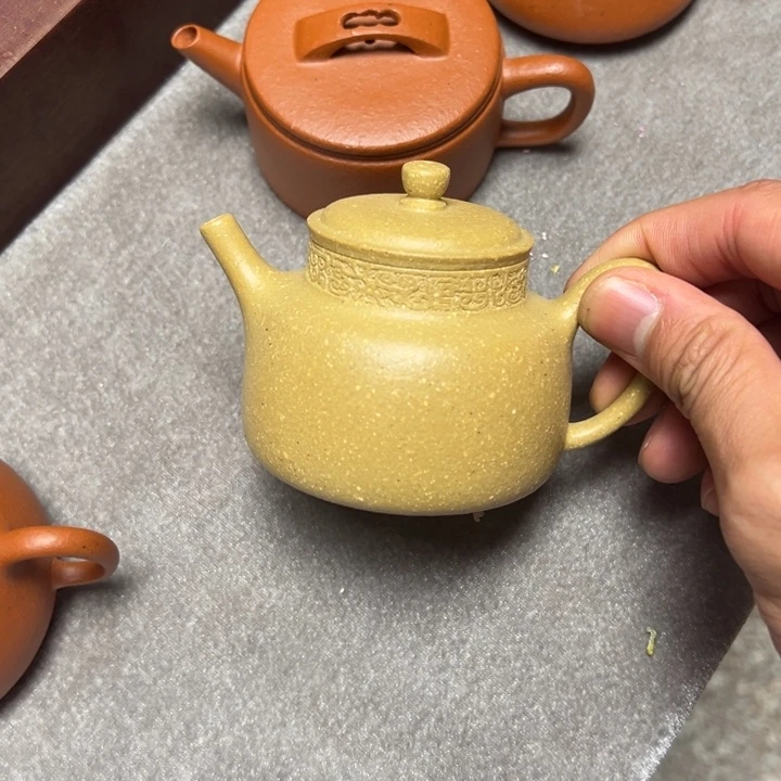 紫砂茶壶许*本山绿言心145cc刻绘