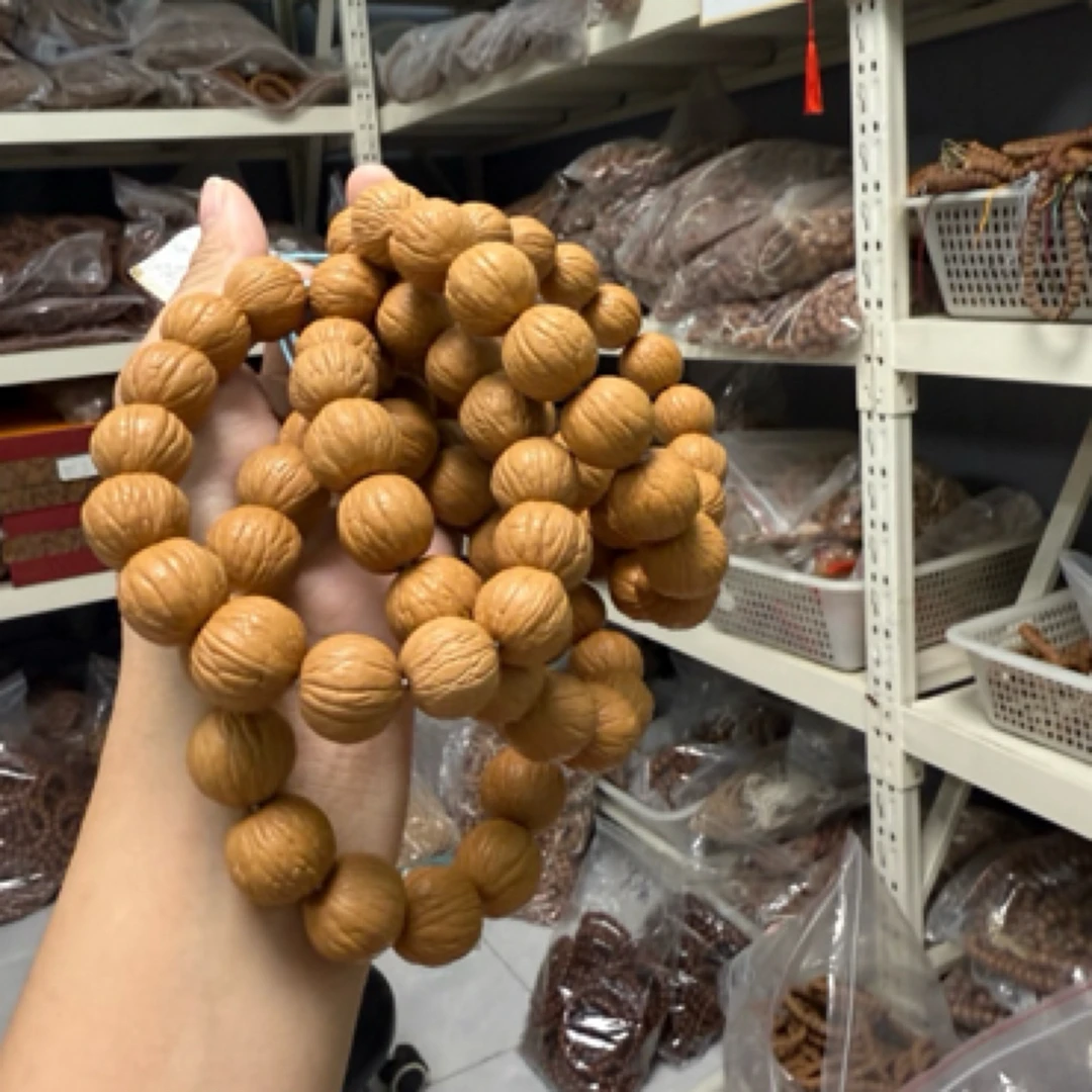 Z4猴头聚宝盆手串尺寸挨着发