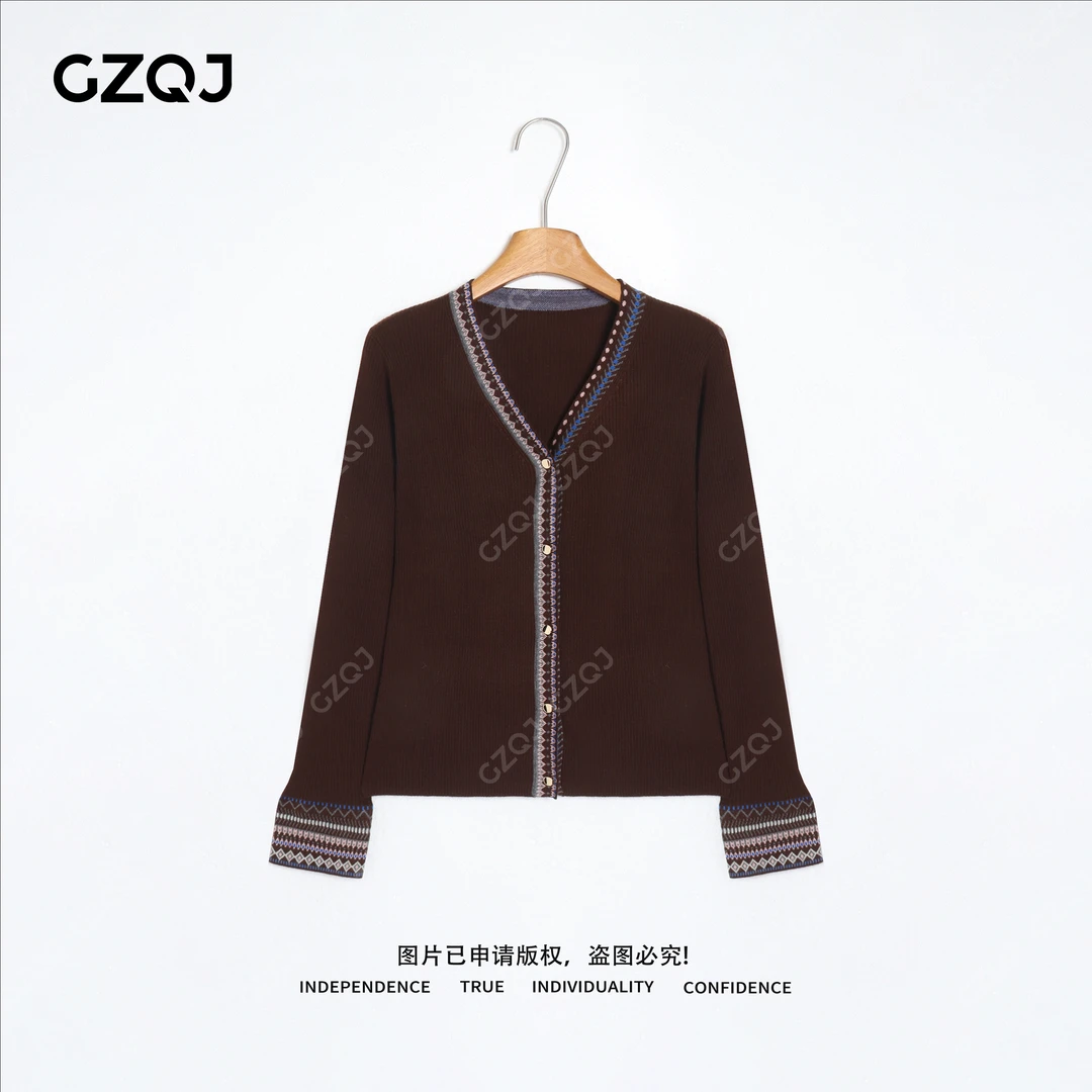 老琴私服 【伊甸园】琥珀流光风设计感V领拼色毛针织衫女 9359