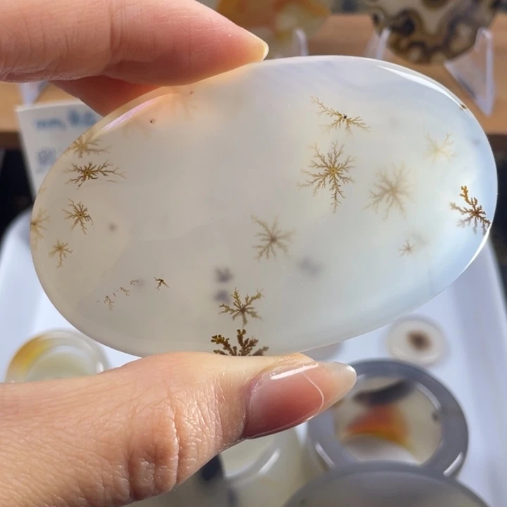 玛瑙/玉髓未镶嵌牌子