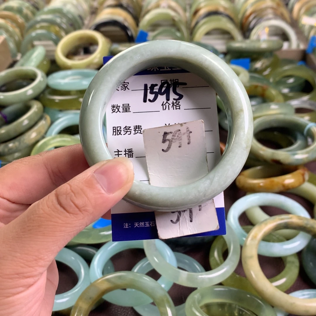 未镶嵌蛇纹石玉手镯1595