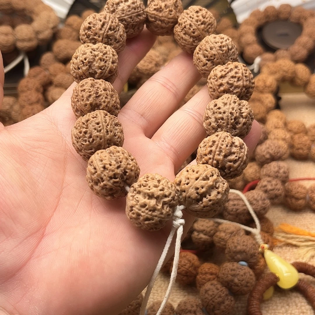 手串金刚菩提蜂王