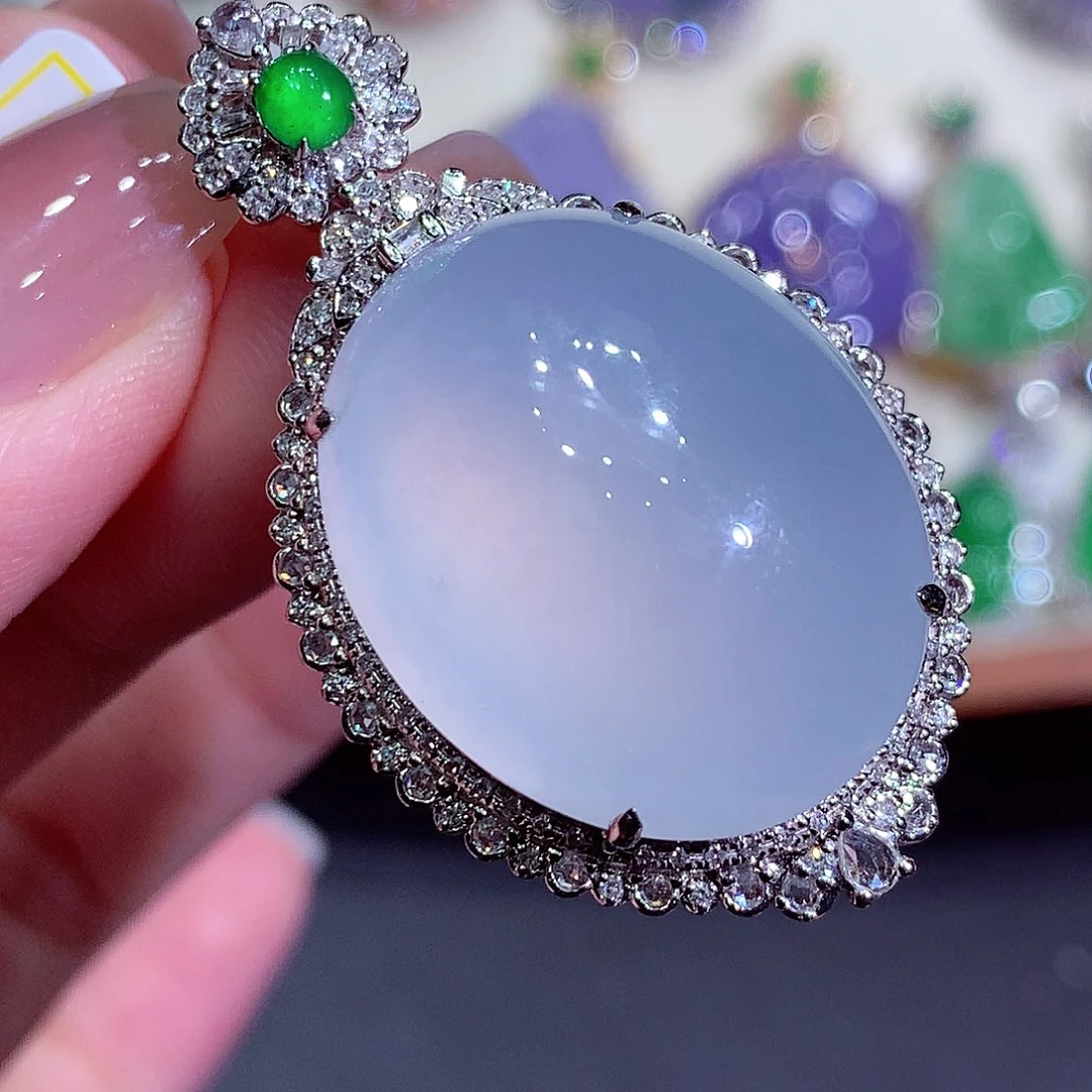 翡翠18K金镶嵌吊坠(不含链)