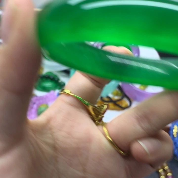 颈饰未镶嵌翡翠吊坠