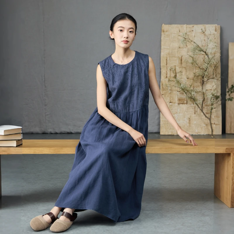 Q.TU蓝色连衣裙女高级感亚麻拼绣花4534捏褶收腰独特漂亮新款裙子