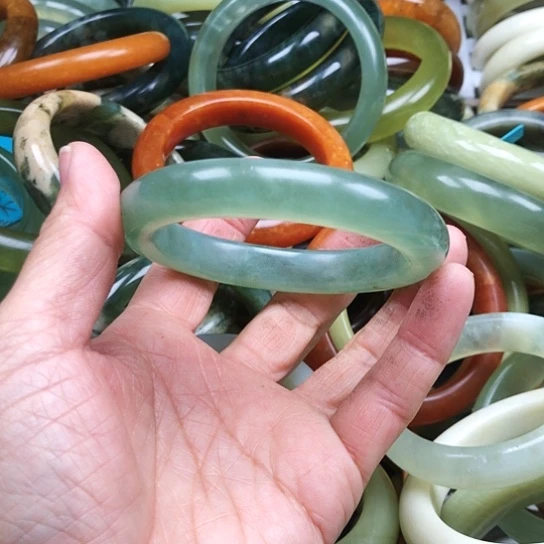 蛇纹石玉手镯未镶嵌晨*