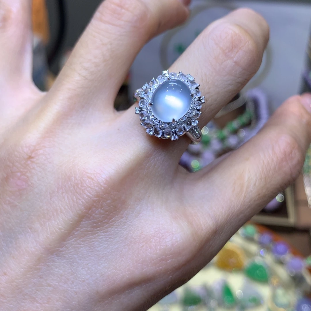 翡翠18K金镶嵌颈饰两用款