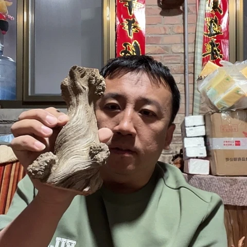 勇***轩柏木崖柏毛料的加工