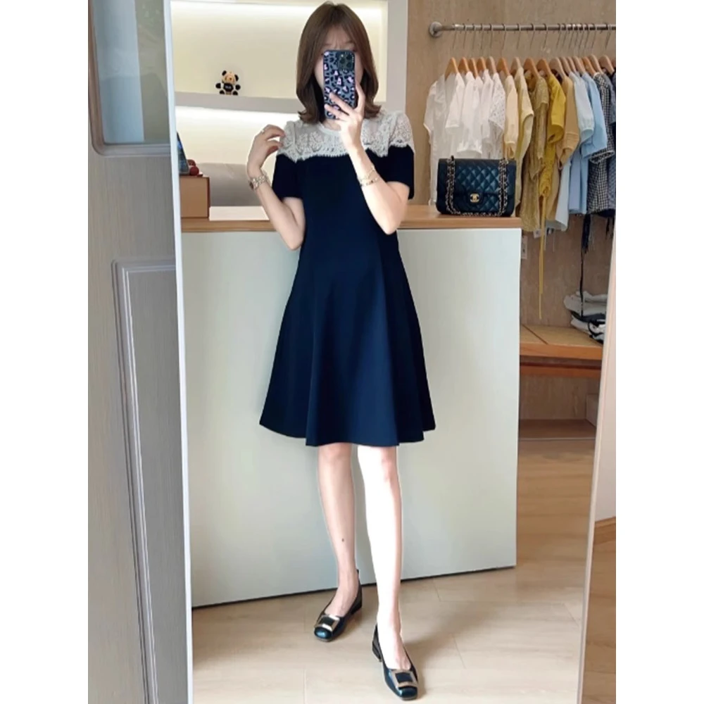 25夏季新款蕾丝拼接短袖收腰显瘦A字裙韩版气质通勤小个子连衣裙